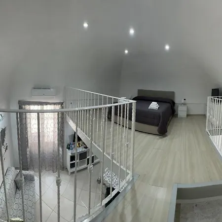 Azalea Apartment